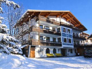 01. Catered chalet Alber Sankt Anton Aanzicht