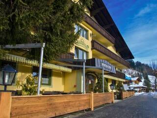 02. Catered chalet Sonnwend Fieberbrunn Ingang